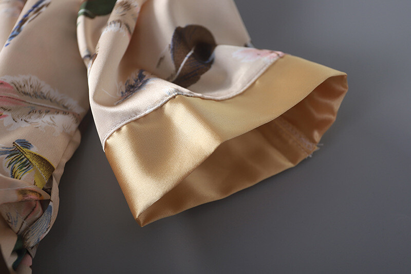 Tavaszi férfi és női fürdőköpeny Háromnegyedes selyem köntös Otthoni ruházat Szatén mintás kimonó köntösök Hosszú alvás pongyola