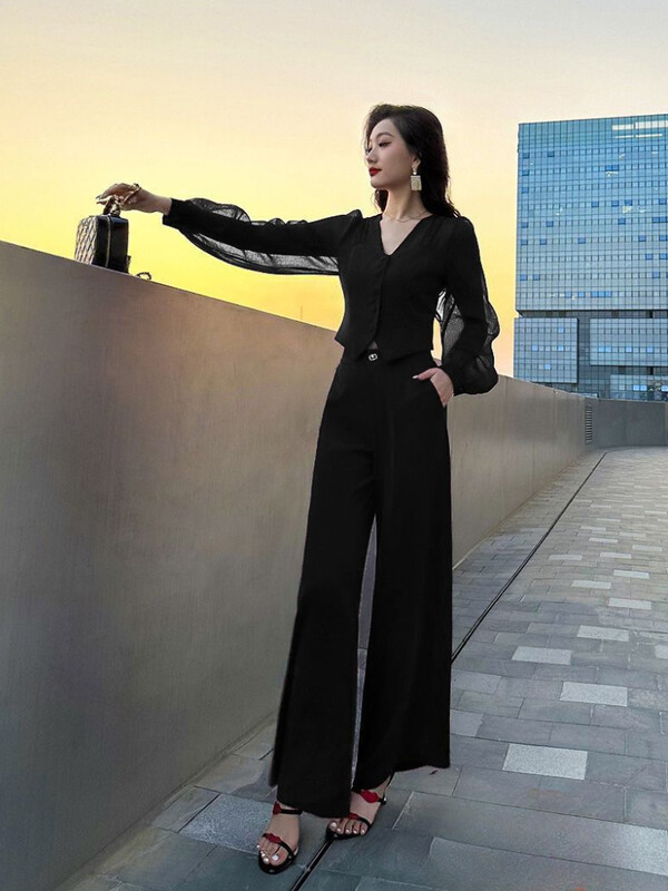 Sieviešu bikses ar platām kājām sieviešu blūze un bikses divdaļīgs komplekts pavasara rudens sarkans piedāvājums bezmaksas krekla piegāde Koreja Stilīgs drēbnieks