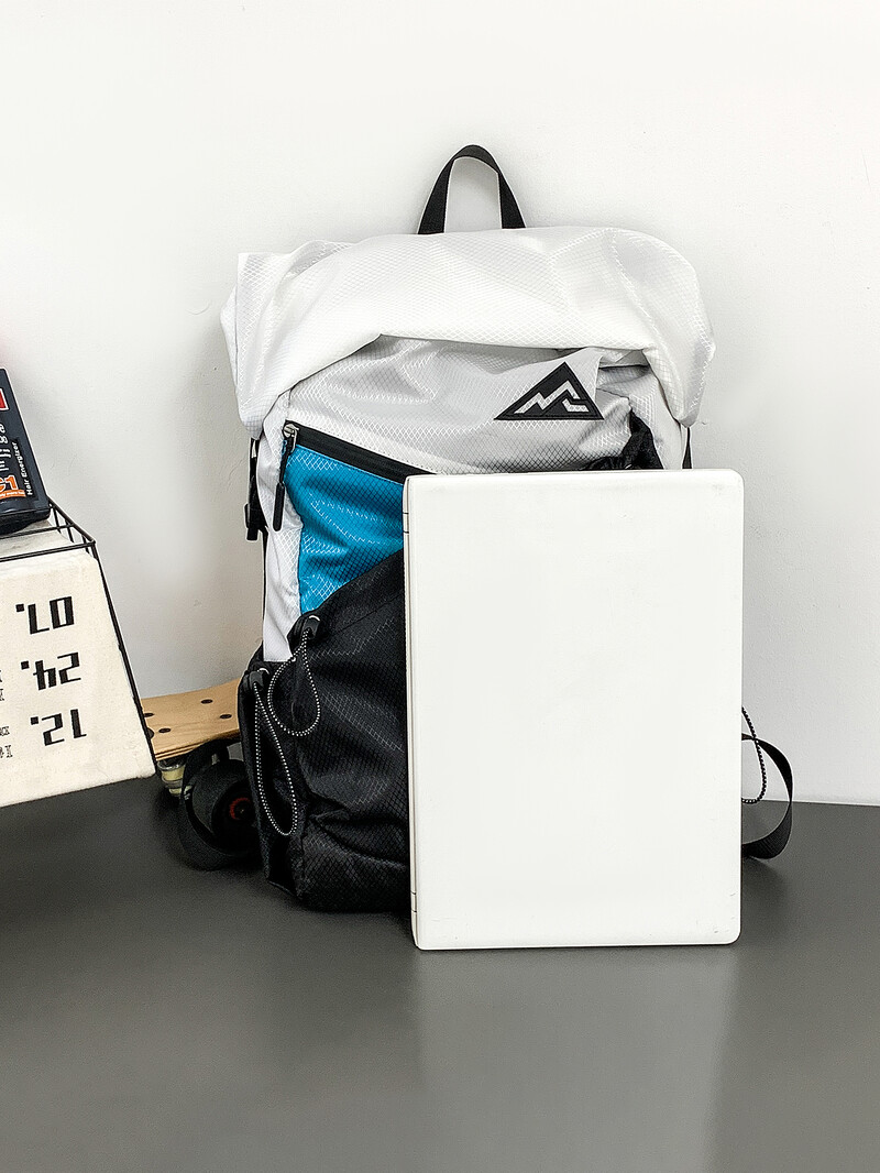 Divatos VC, kontrasztos színű férfi hátizsák Divatos, könnyű nylon diák iskolai hátizsák méretezhető utazótáska