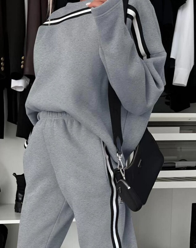 Athleisure kétrészes szett női nyakú, sokoldalú szabadidős hosszú ujjú pulóveres pulóver magas derekú melegítőnadrág szett tréningruha