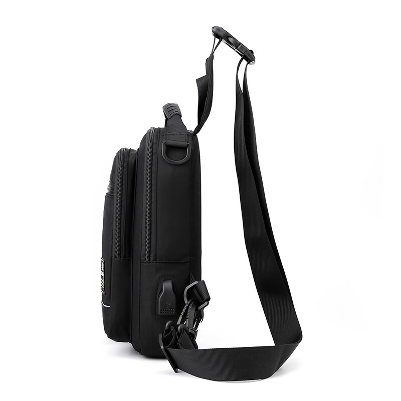 2024-es új férfi mellkas nejlon válltáska heveder deréktáska férfi kézitáska férfi kézitáska rövid utazásra keresztezett táska