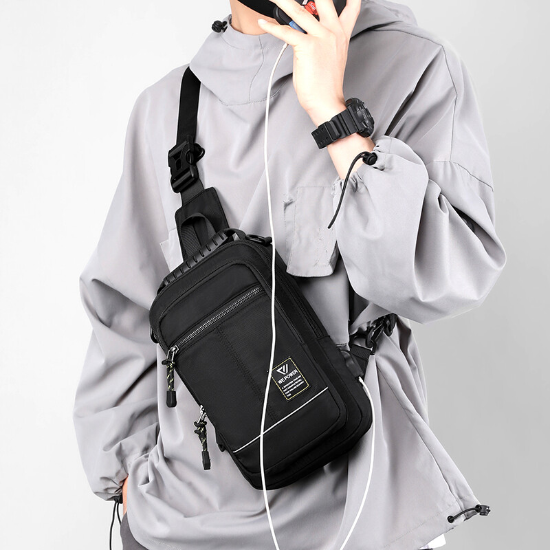 2024-es új férfi mellkas nejlon válltáska heveder deréktáska férfi kézitáska férfi kézitáska rövid utazásra keresztezett táska