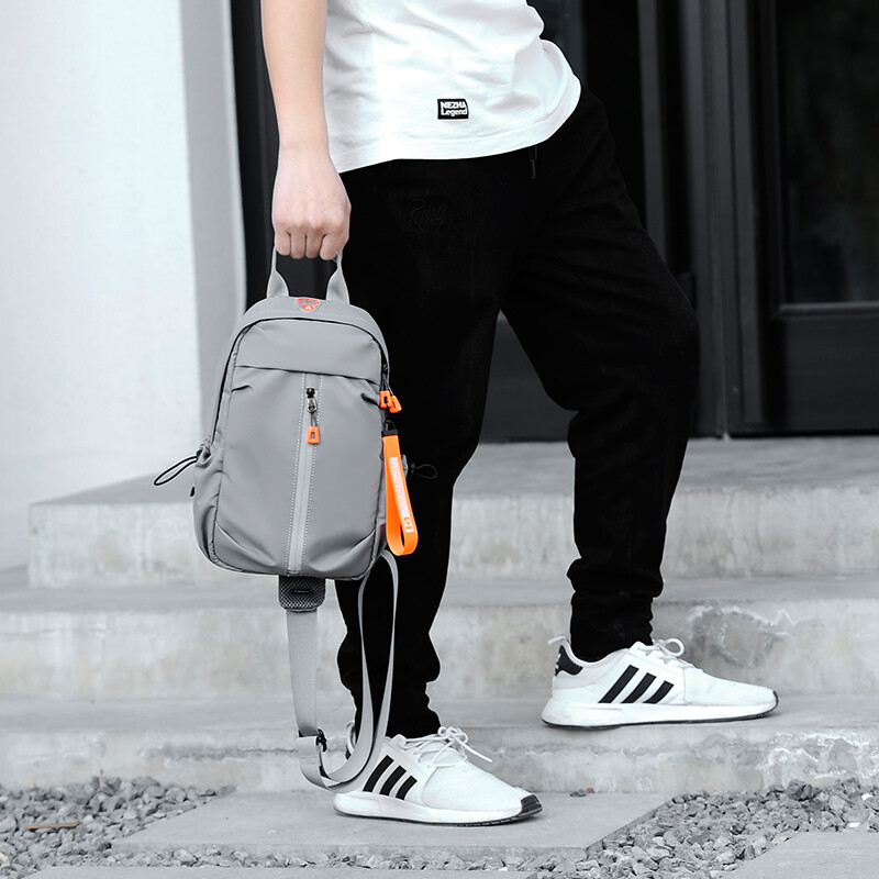 Maža, skersinio kūno kuprinė, skirta per petį, moteriška, lengva, vieno dirželio kuprinė, kuprinė, skirta vaikščioti pėsčiomis