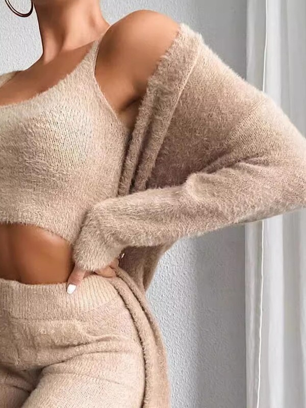 Jesenná zima Dámska nová sexy plyšová krátka vesta bez rukávov s odhalenými nohavicami a dlhým kabátom, 3-dielna súprava pre ženy