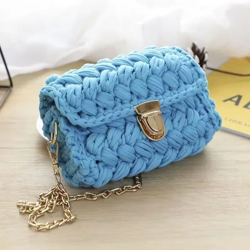 5/10 vnt. Metalinės spynos, rankinių užsegimo sagtys, skirtos rankinėms.