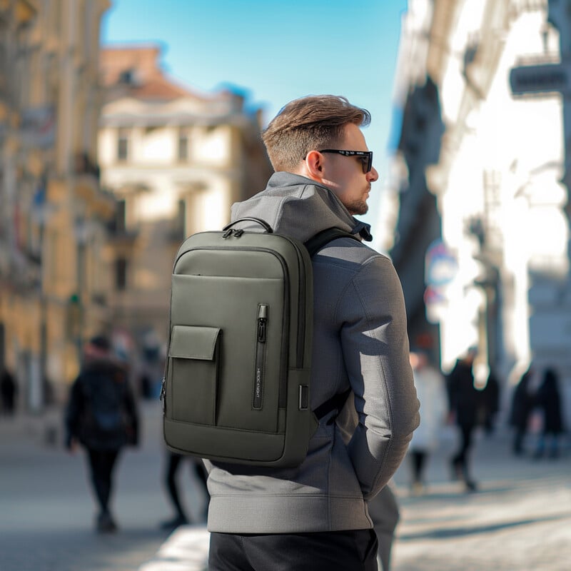 Módny batoh HcanKcan s viacerými vreckami, pánsky batoh na notebook 15,6", ľahký a tenký, veľkokapacitný, s USB, vodotesný