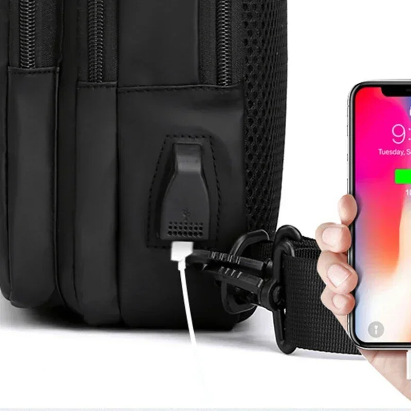 Férfi Nylon vízálló telefon USB hátizsák Kis Crossbody Sling táska Hátsó csomag Egy vállon keresztezett iskolatáska Man Mochila számára
