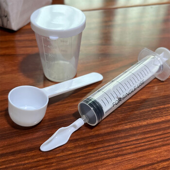 Bird Parrot Feeder Spoon with Manual Syringe Baby Bird Water Milk Medicine Feeding Syringe 20ml