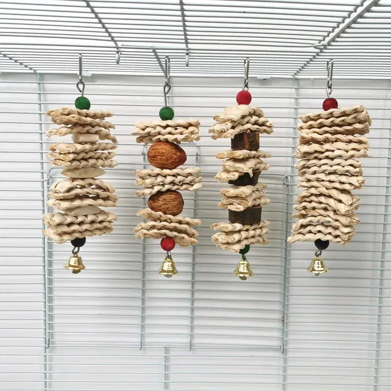 1db Madárpapagáj játék csengővel, természetes fából készült füves rágóharapás, akasztós kalitka hintamászó rágójátékok Madárjátékok ketreces kisállatjátékokhoz