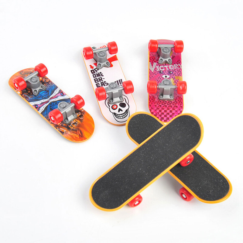 Parrot Scooter Multi-pattern Peony Papagáj Škrečok Malé domáce zvieratá Tréningové puzzle Skateboard Hračky pre domáce zvieratá Interaktívne potreby pre domáce zvieratá