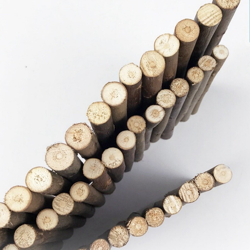 Culoare aleatorie Animale de companie mici, ramură de salcie, iepure, jucării de mestecat, hamster, molari, totoro, scară de cățărat, gard, jucărie cu arc.