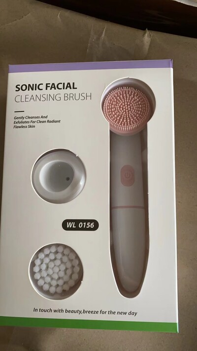 Perie electrică de curățare a feței, alimentată cu baterii, perie electrică de curățare a feței, cu 2 viteze, pentru spălare profundă a porilor.