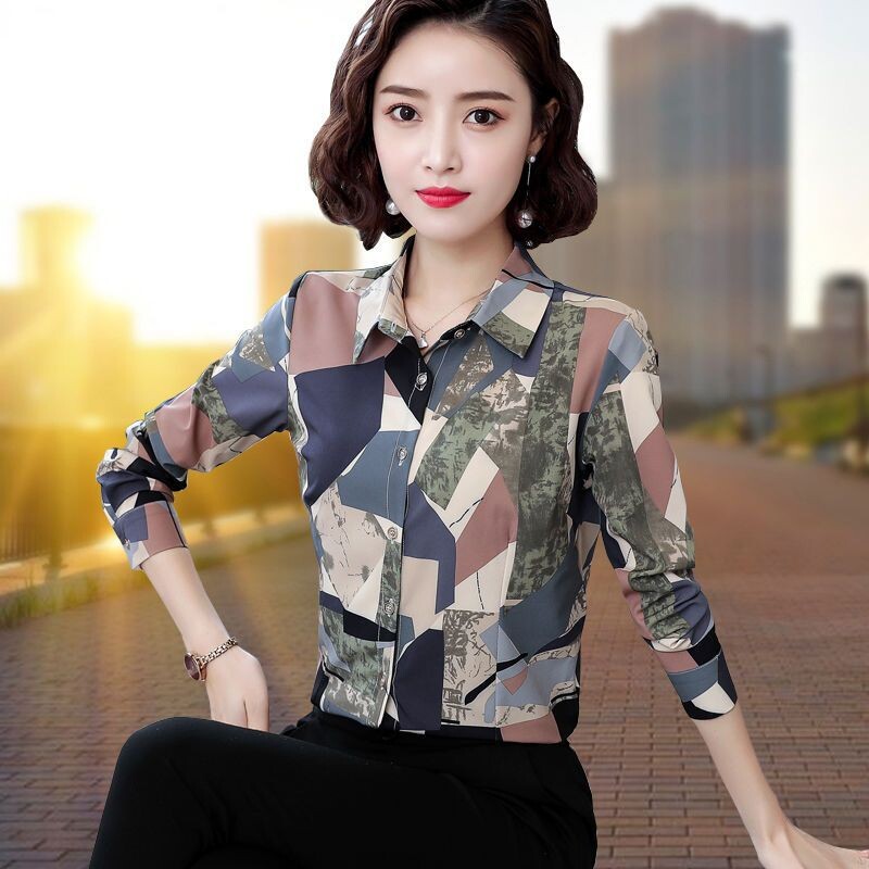 2024 m. pavasario naujo stiliaus moteriški marškiniai ilgomis rankovėmis Moteriški marškiniai korėjietiško stiliaus universalūs šoniniai ir aksominiai apatiniai marškinėliai