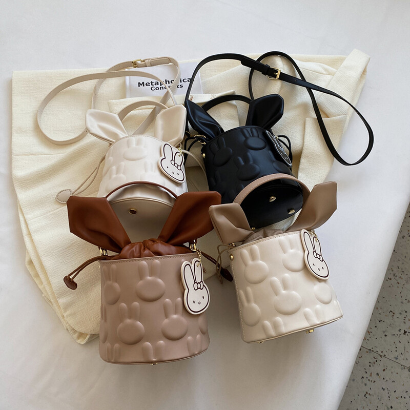 Nišinio dizaino moteriškas „Crossbody“ krepšys Prabangių prekių ženklų rankinė Aukštos kokybės PU rankinė, 2024 m. Moterų aukščiausios klasės pakabinamas zuikio kibiras