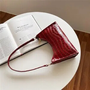 Mados išskirtinis pirkinių krepšys Retro laisvalaikio moteriškas Pečių krepšiai Moteriška odinė vienspalvė grandinėlė rankinė moterims 2024 m.