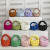 Módna mini prešívaná taška Puffer Tote, prešívaná kruhová kabelka na telefón, elegantná fialová mäkká nylonová polstrovaná kľúčenka, jednoduchá trendy kabelka