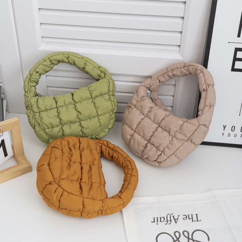 Módna mini prešívaná taška Puffer Tote, prešívaná kruhová kabelka na telefón, elegantná fialová mäkká nylonová polstrovaná kľúčenka, jednoduchá trendy kabelka