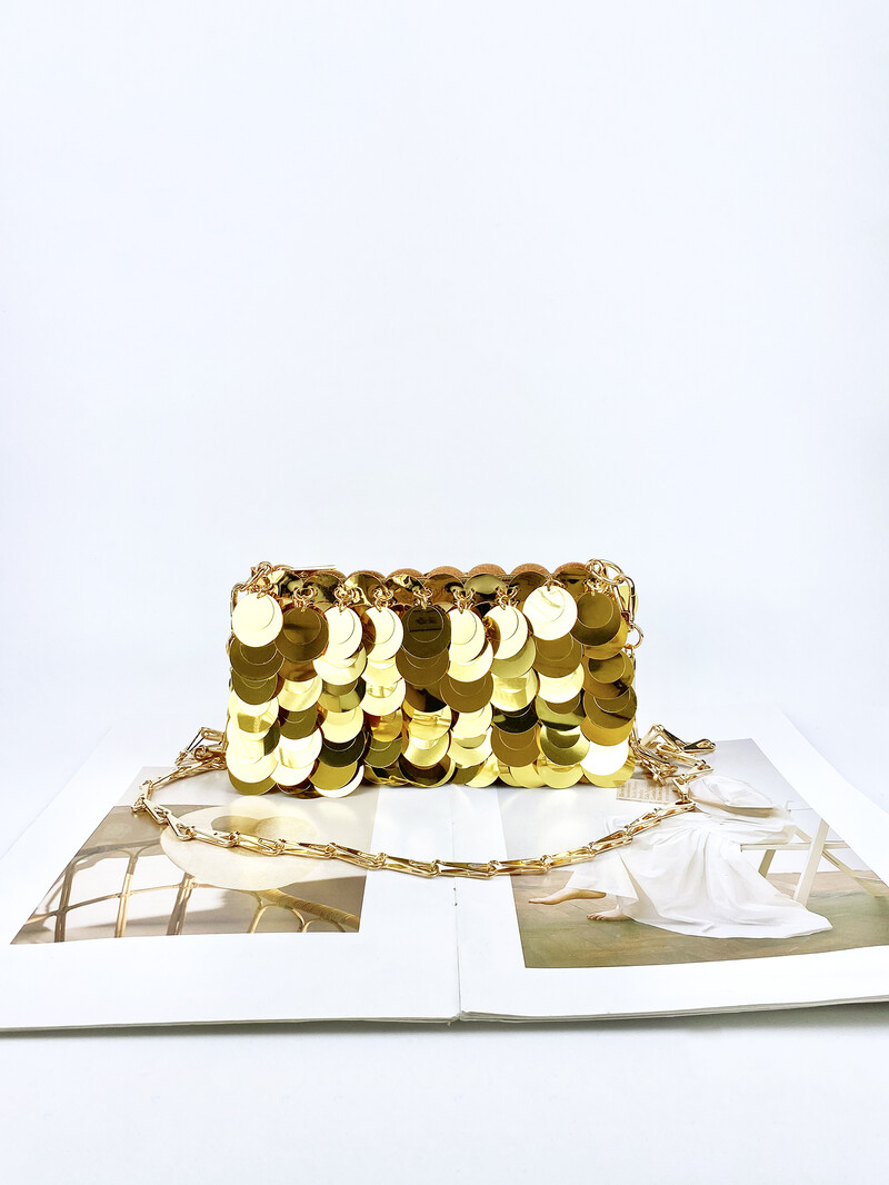 Madinga ir šauni auksu blizganti grandinėlė, moteriška madinga ir paprastos tekstūros, horizontalus kvadratinis krepšys, personalizuotas krepšys