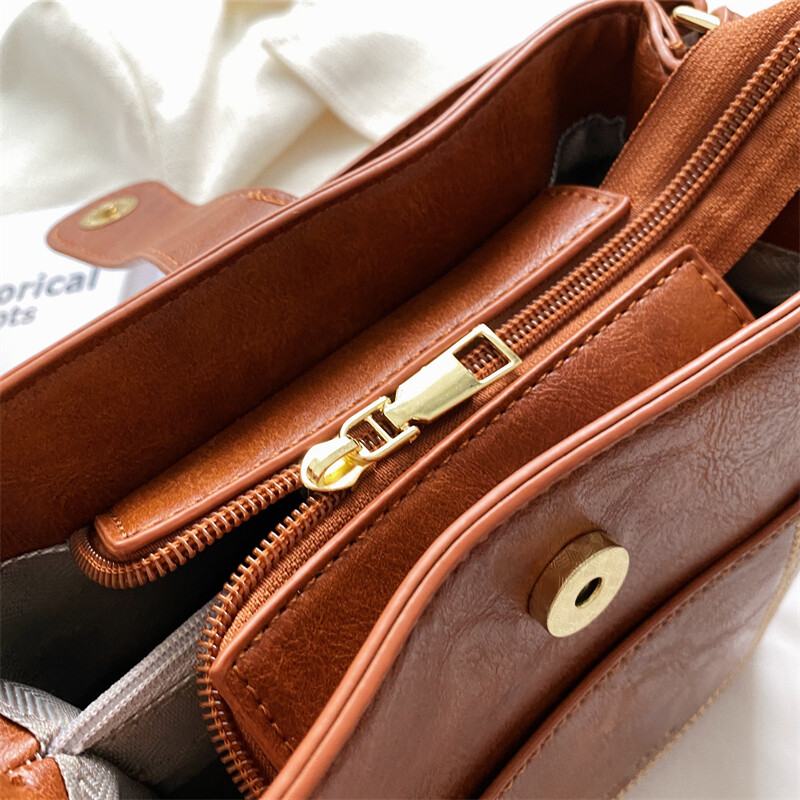 Horúca predajná vintage jednoduchá malá PU kožená crossbody kabelka pre ženy 2023 dizajnérska módna luxusná čierna kabelka cez rameno