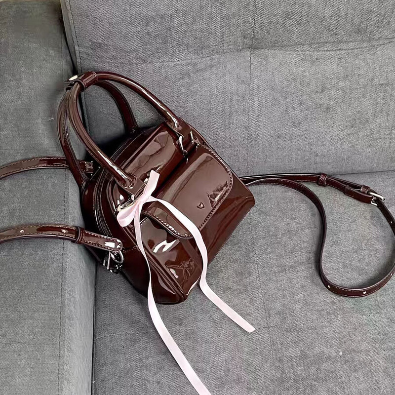 Ženske modne lakirane kožne naprtnjače Jednobojne, mekane smeđe Pu mala ručna torbica, prijenosna ženska četvrtasta torbica na rame, ženska torbica