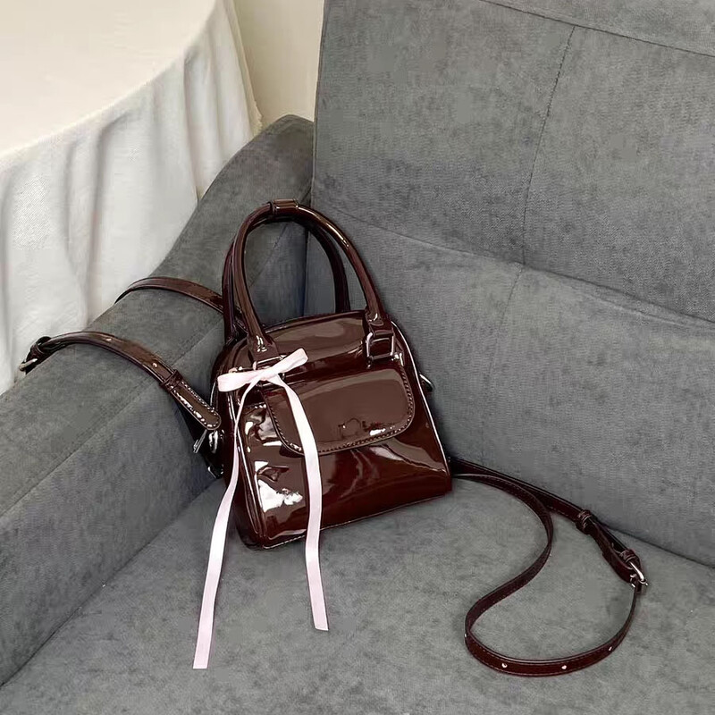 Ženske modne lakirane kožne naprtnjače Jednobojne, mekane smeđe Pu mala ručna torbica, prijenosna ženska četvrtasta torbica na rame, ženska torbica