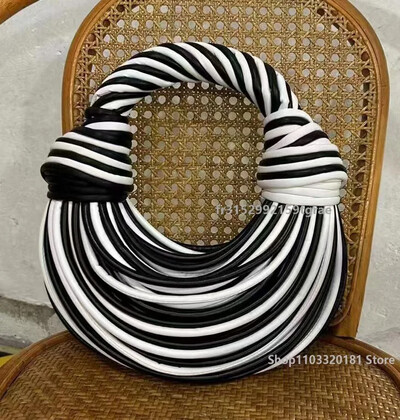 Aukštos klasės auksinis krepšys moteriškas rankinės mados dizainerio sidabrinis rankomis austas kryžminio kūno krepšys Prabangus nišos dizainerio pečių krepšys Naujas 2024 m.