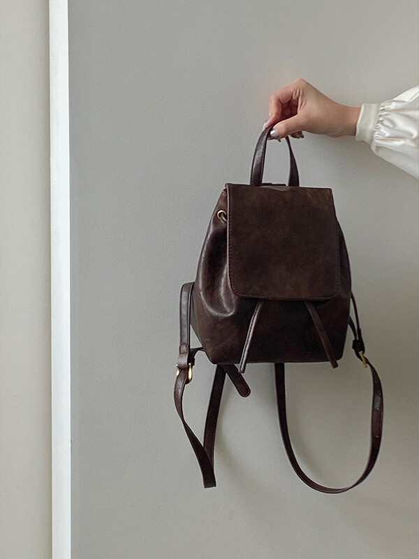 LEFTSIDE kis retro, egyszerű bőr háti hátizsák nőknek Divattervező Vintage hátizsák 2023 Divatos tanulói iskolatáskák