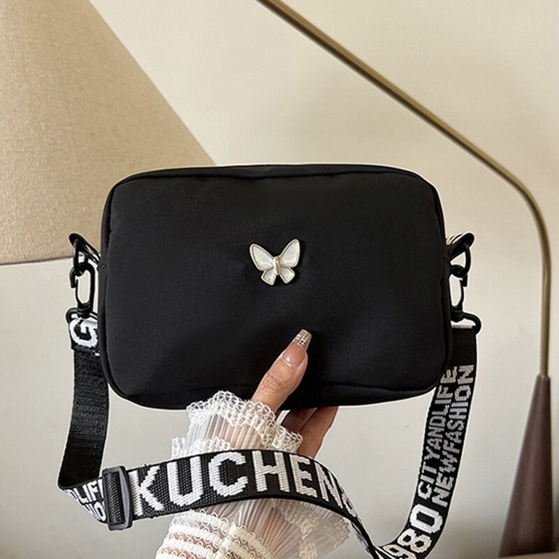 Найлонова чанта за подарък през рамо Butterly Black&white Crossbody Bag Trend Wide Belt Messenger bag