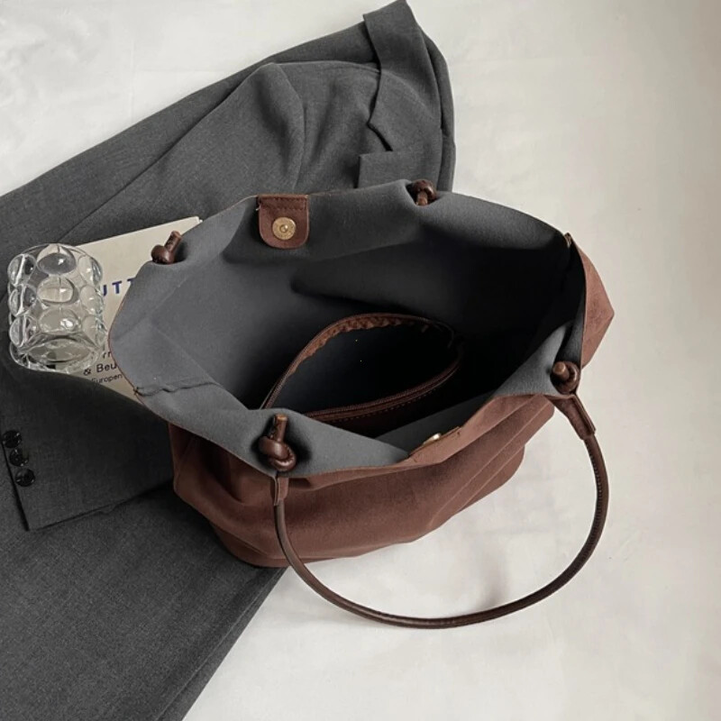 Őszi téli vintage női táska nagy kapacitású velúr válltáska egyszínű Egyszerű alkalmi utazótáska Retro kézitáskák