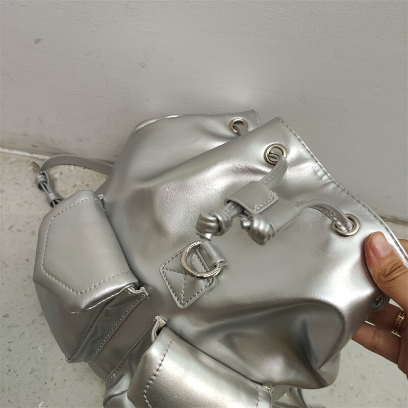 Y2K vintage ezüst női hátizsák PU bőr iskolatáskák tinédzsereknek lányoknak luxus hátizsákok kis húzózsinóros háti hátizsák