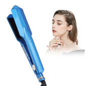 Pegla za kosu Wide Titanium Flat Iron za profesionalno ravnanje kose 470F° Brzo zagrijavanje Dual Voltage Flat Iron