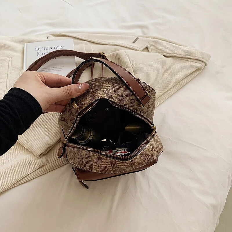 Lány Luxus Vintage PU bőr hátizsák Női Stílusos hátizsákok Alkalmi válltáska Divat utazási hátizsák Ita táska női táska