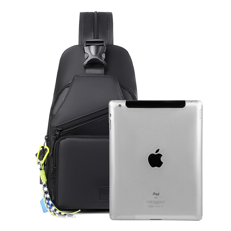 2023 USB töltő férfi mellkas táska keresztben váll Fanny Pack férfi kézitáska kültéri nyak oldal keresztben tornatáskák férfi hátizsák