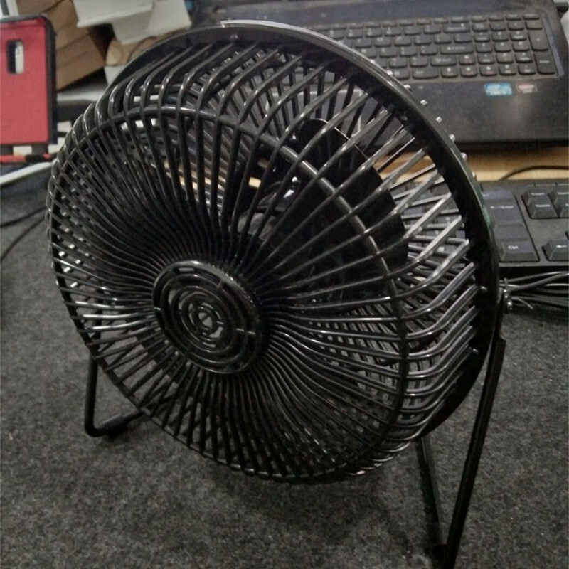 Γραφείο MINI Fan Silent 6 ιντσών USB Strong Wind Επιτραπέζιο ανεμιστήρα 360 μοιρών με περιστρεφόμενη βάση καλοκαιρινής ψύξης φορητό ρολόι ανεμιστήρα για φορητό υπολογιστή γραφείου