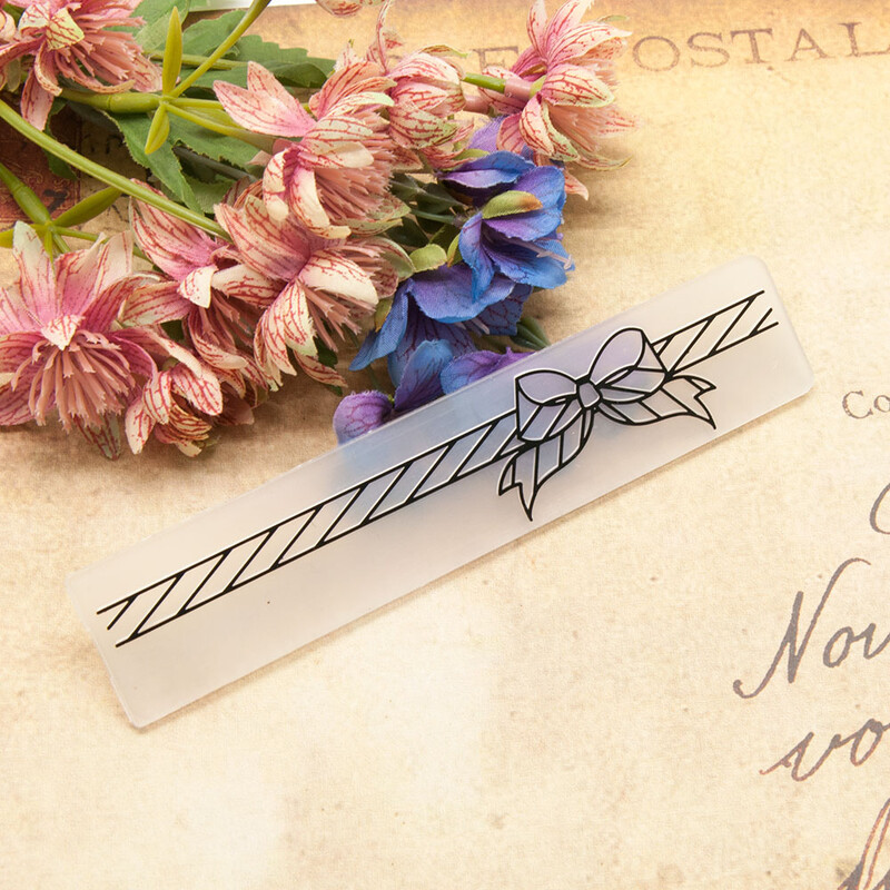 15x3cm nový dizajn plastovej šablóny na razenie pre DIY scrapbooking, remeslá, fotoalbum, ručne vyrábané sviatočné dekoračné potreby