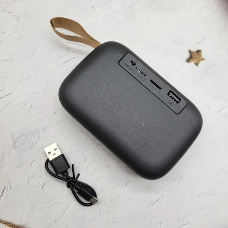 Мини тъканни безжични високоговорители Bluetooth 5.0 Преносимо аудио за спорт на открито Стерео Поддръжка TF карта Може да търси радиостанции