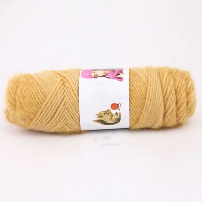 Priadza veverička, stredne hrubá, mäkká, svetlá hodvábna niť, ručne vyrobené, DIY pletenie, šijacie potreby, háčkovaná šatka, čiapka 75g