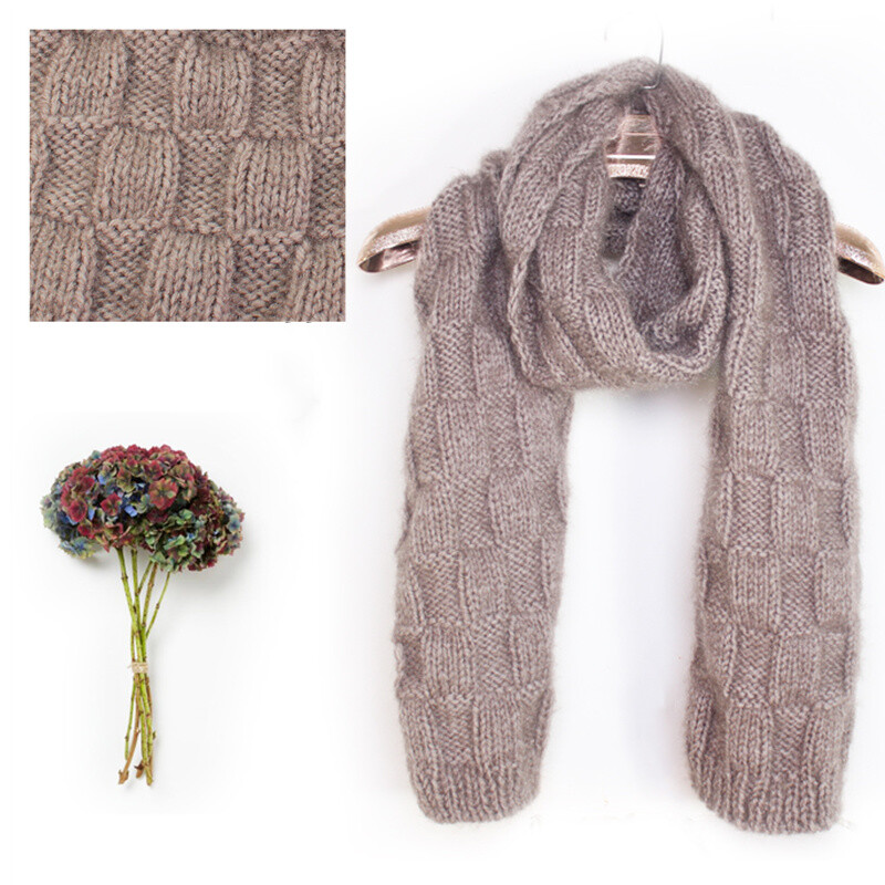 Priadza veverička, stredne hrubá, mäkká, svetlá hodvábna niť, ručne vyrobené, DIY pletenie, šijacie potreby, háčkovaná šatka, čiapka 75g