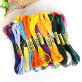 Nagyker 100 választható szín Hossz 7,5 m Horgonyos keresztszemes pamut hímző cérna 7,5 m/db pamut hímző cérna
