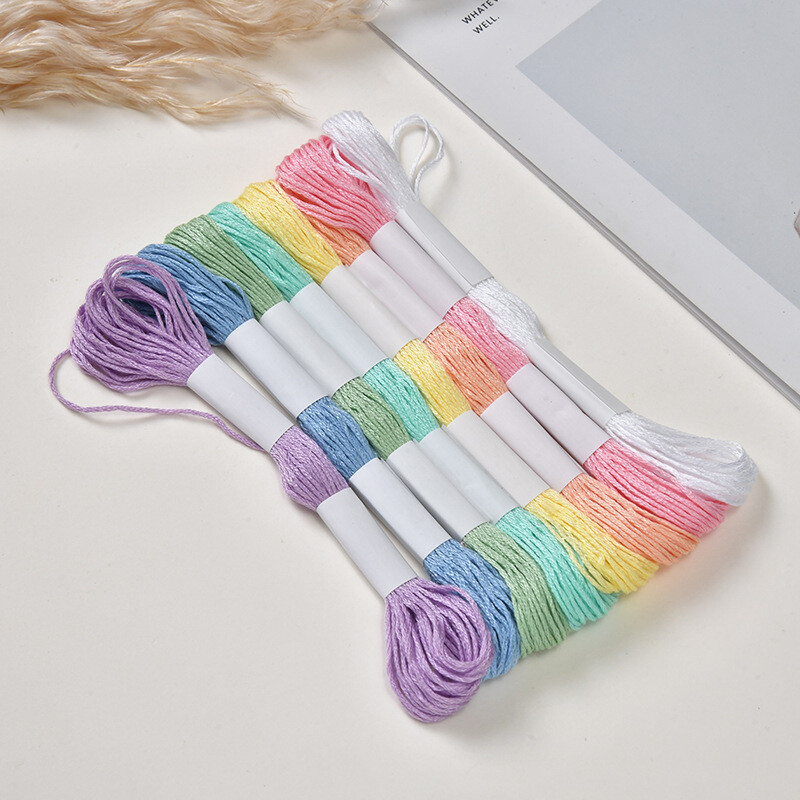 Siuvinėjimo kryželiu siūlu dažymo linijos siūlai „pasidaryk pats“ apyrankės siuvimo siūlai Daugiaspalviai siuvinėjimai