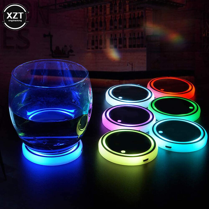 7 farieb USB LED držiak na poháre, svetelná podložka do auta, podložky pod fľaše, RGB svietiace farebné podsvietenie, atmosférická lampa, sklenená podložka na sedadlo