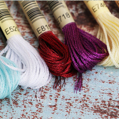 Prancūziški DMC siuvinėjimo siūlai DMC kryžminiai siuvinėjimo metaliniai siūlai DMC Bright Light Violent Bear Bling Bling siūlai