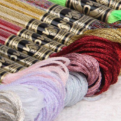 Prancūziški DMC siuvinėjimo siūlai DMC kryžminiai siuvinėjimo metaliniai siūlai DMC Bright Light Violent Bear Bling Bling siūlai