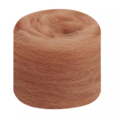 Plstenie ihlou z vlny, vlákna z vlny, predpriadza na DIY remeselné materiály, predpriadza z ihlou z plsti, látka, plsť, remeselné hračky, ručné plstenie