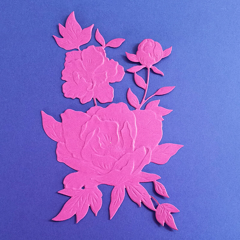 Nová sada foriem a priečinkov na embosovanie s motívom kytice Gemini - používa sa na výrobu pohľadníc, papiera na scrapbooking, dekoratívnych výrobkov pre domácich majstrov.