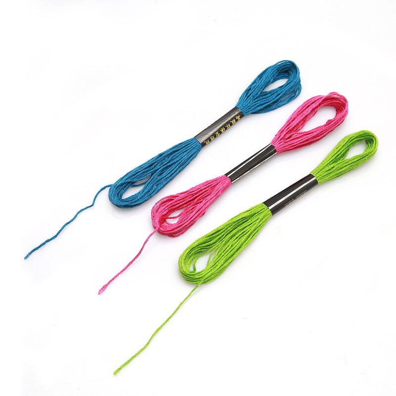 50 vnt. Siūlai Dygsnio siūlai „Pasidaryk pats“ mezgimo rankų darbo siūlas sruogoms siūti Rankdarbiai Siuvinėjimo siūlai „Linha De Costura“ rinkinys