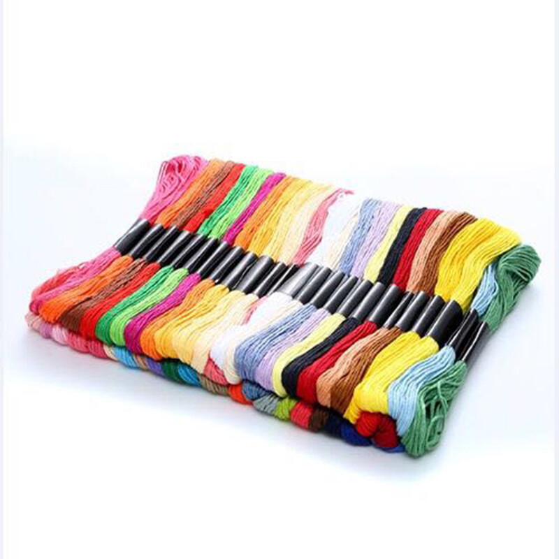 36 vnt./stal. Siuvinėjimo siūlai Medvilniniai kryžminio dygsnio siūlai Siūlas Siuvimo sruogos „Pasidaryk pats“ Apyrankės, pintos Priedai