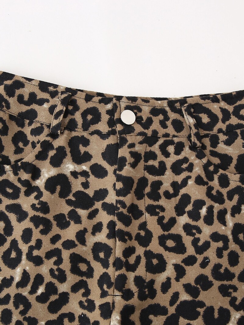 2024 m. Nauji karšti mergaičių laisvalaikio leopardo rašto šortai, ploni ir žemu juosmeniu, pritaikyti gatvės plačioms kojoms, trimis taškais