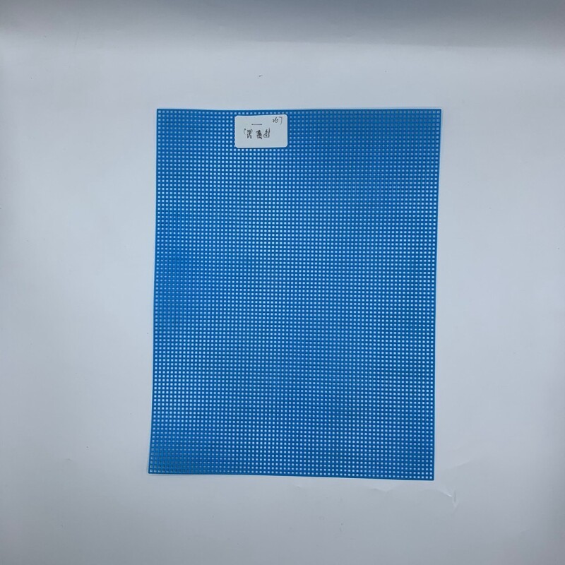 14CT krížiková vyšívacia plátno s mriežkou 28x21cm ručne vyšívaná látka plátno s mriežkou štvorcová praktická plastová plátno na domácnosť