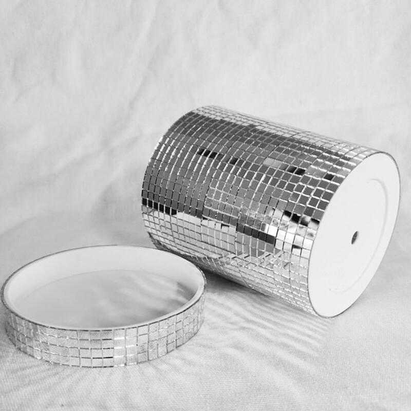 Üveg négyzet alakú kerámia diszkógolyós váza, modern csavar az otthoni dekorációhoz Egyszerű és divatos négyzet alakú